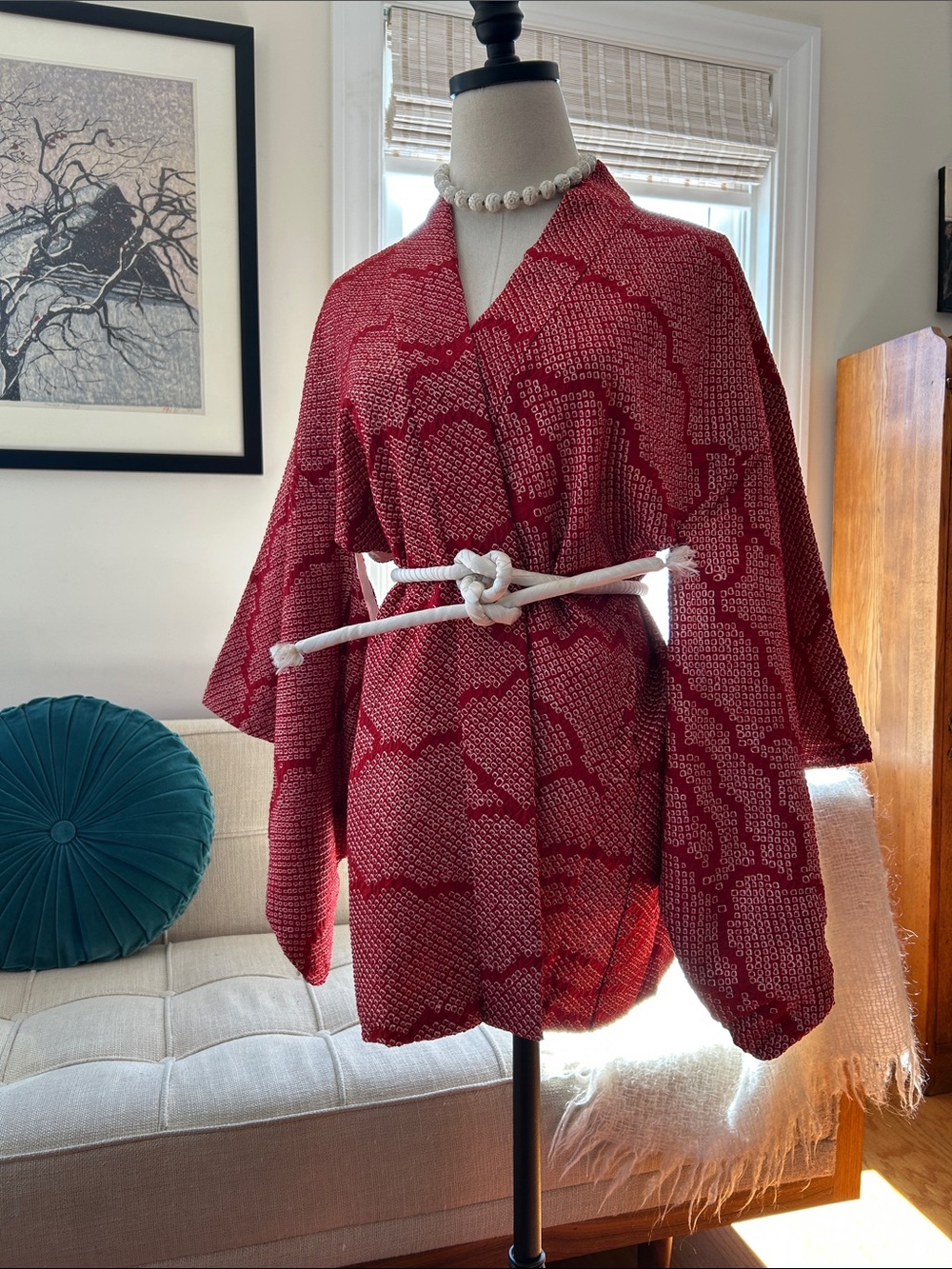 Stunning Vintage Silk Haori Kimono Jacket – Crimson & White Kanoko Shibori - Picture 9 of 14